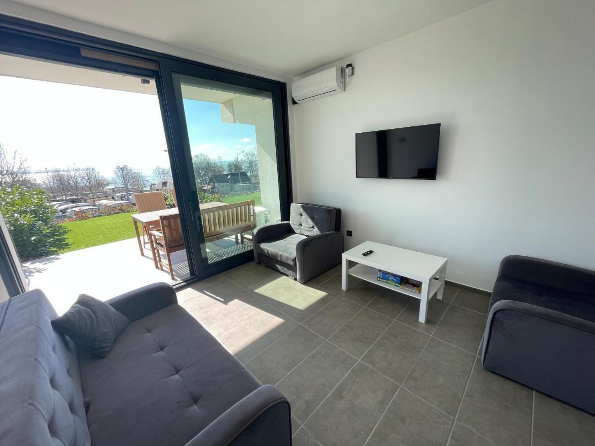 Appartement Club Panorama Studio - Pool, Garden à Alsóörs Extérieur photo